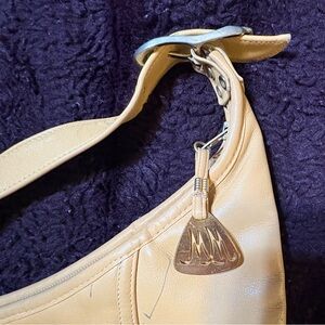 1970 Vintage leather handbag